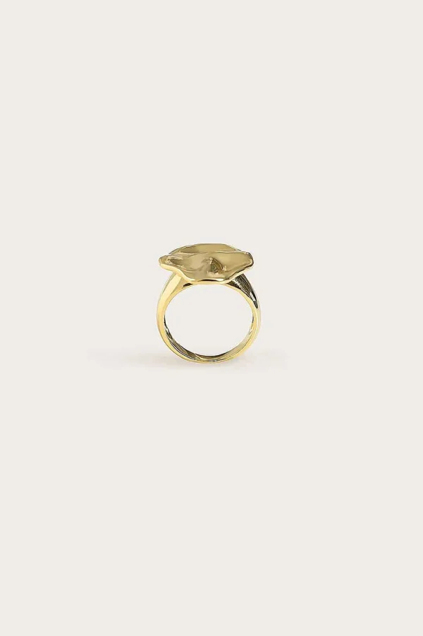 Hot Lavish Alice Leora Hammered Effect Oval Gold Ring